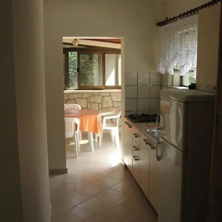 Apartman In With Seaview, Terrace, Air Condition, Wifi