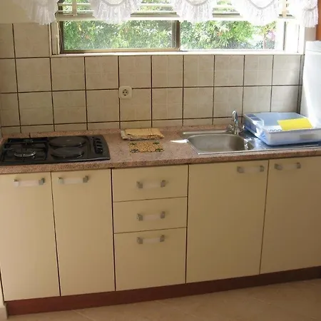 In With Seaview, Terrace, Air Condition, Wifi * Orebic