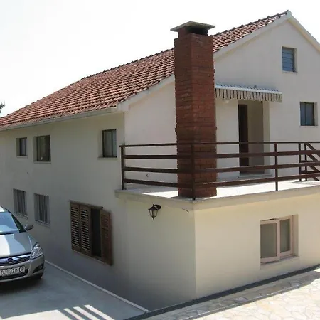 Apartman In With Seaview, Terrace, Air Condition, Wifi *