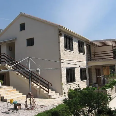 In With Seaview, Terrace, Air Condition, Wifi * Orebic