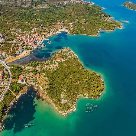 In With Seaview, Terrace, Air Condition, Wifi